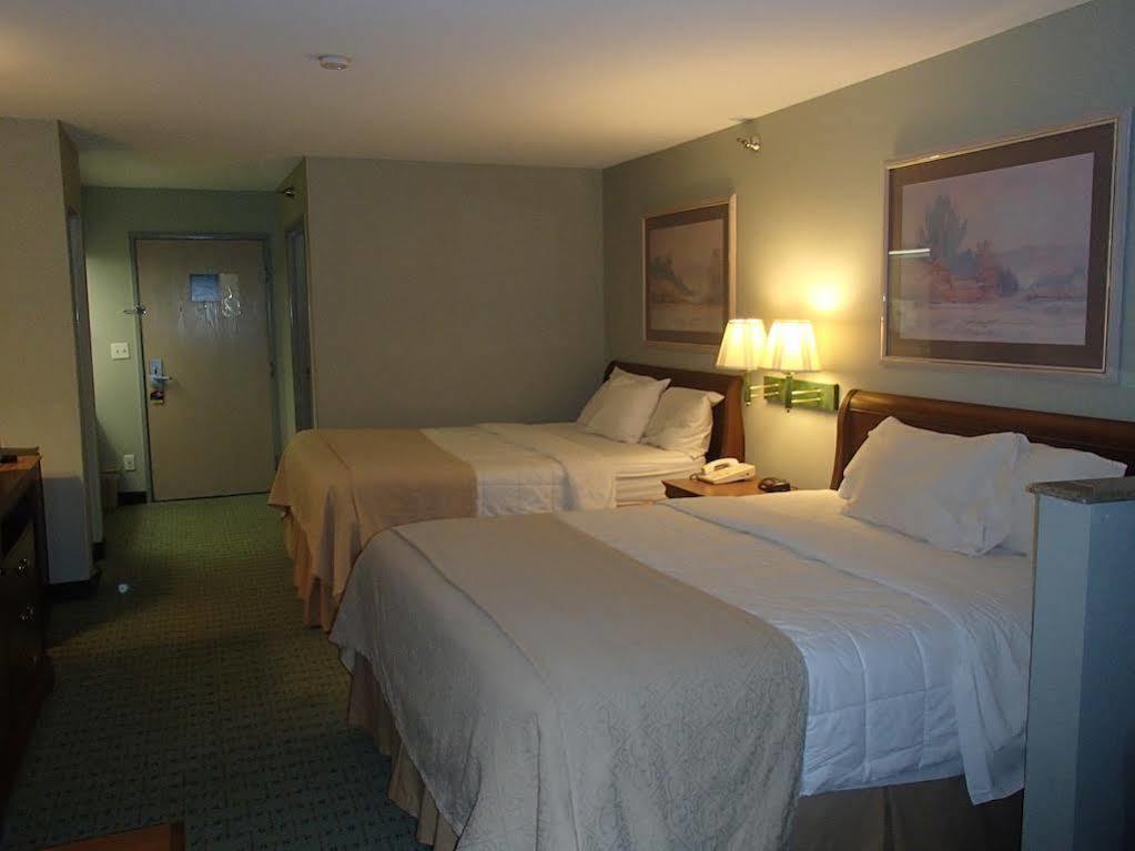 Days Inn & Suites By Wyndham Corpus Christi Central Extérieur photo